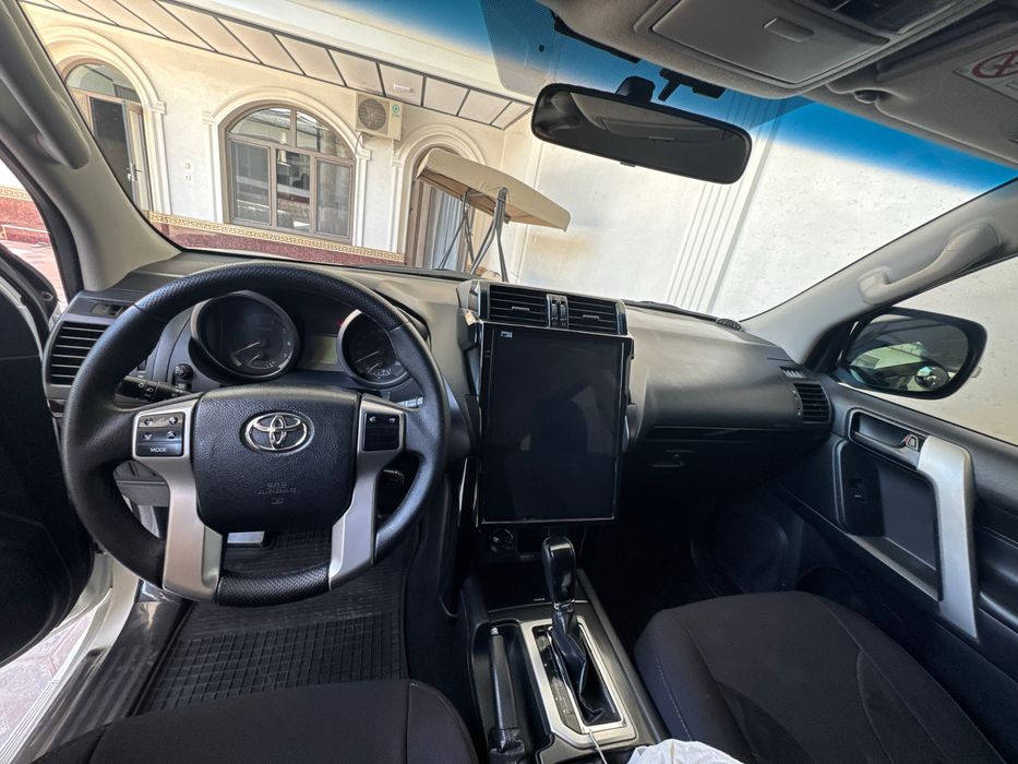 Toyota prado 150