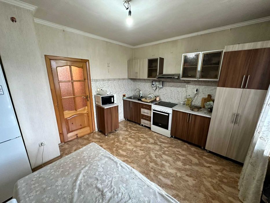 В продаже 4х ком квартира Чехова 64