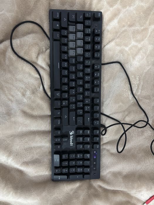 клавиатура игровая