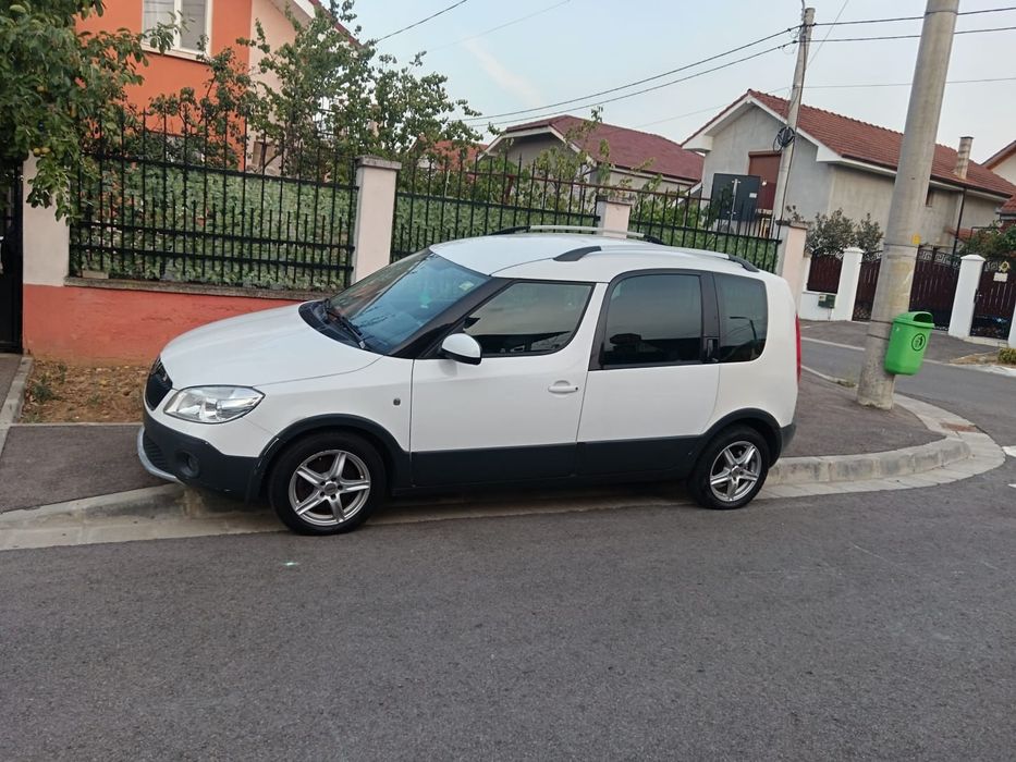 SKODA Roomster 0 — imagine 2