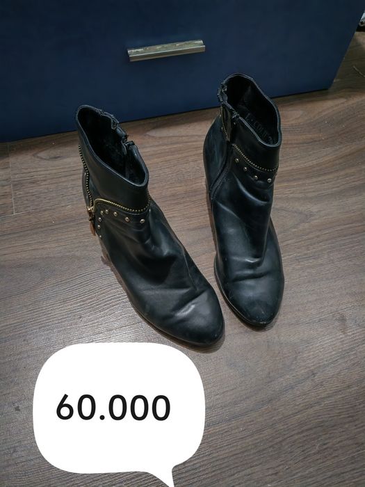 Jenskiy oyoq kiyimla arzon narxlada