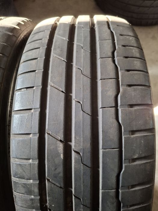 2 Anevelope de vară 225 40 r19 Hankook