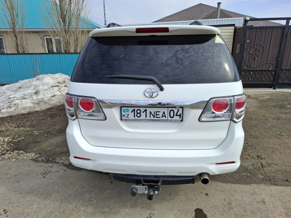 Продам Тойота Фортунер