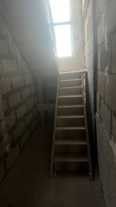 продам коттедж кр яр 6-дача