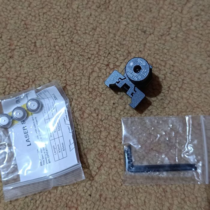 Еърсофт газова тръба релса за Ак47 и лазер