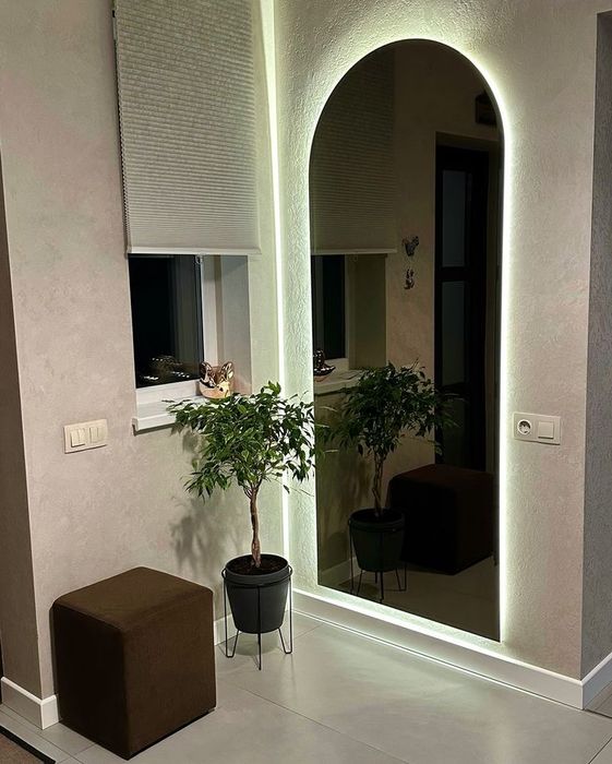 Зеркало с подсветкой