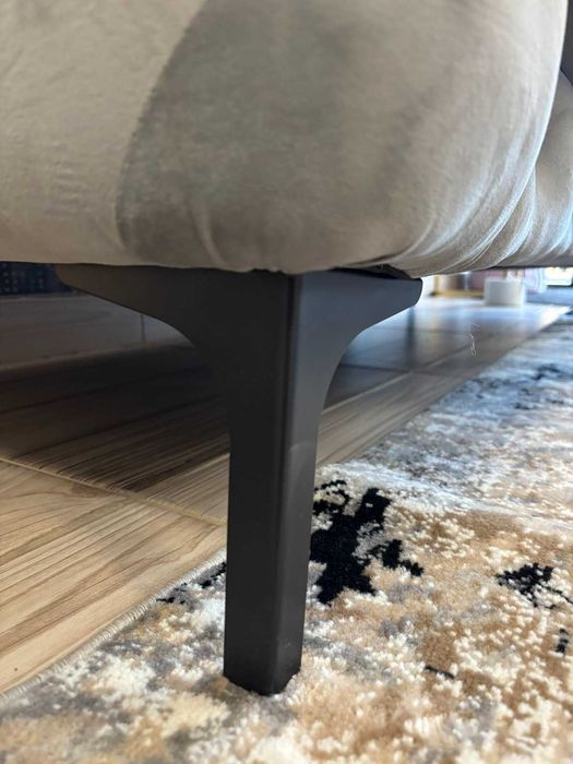 Сив кадифен диван 3-ка -мостра