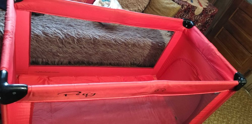 Кошара за сън и игра, на две нива с матрак