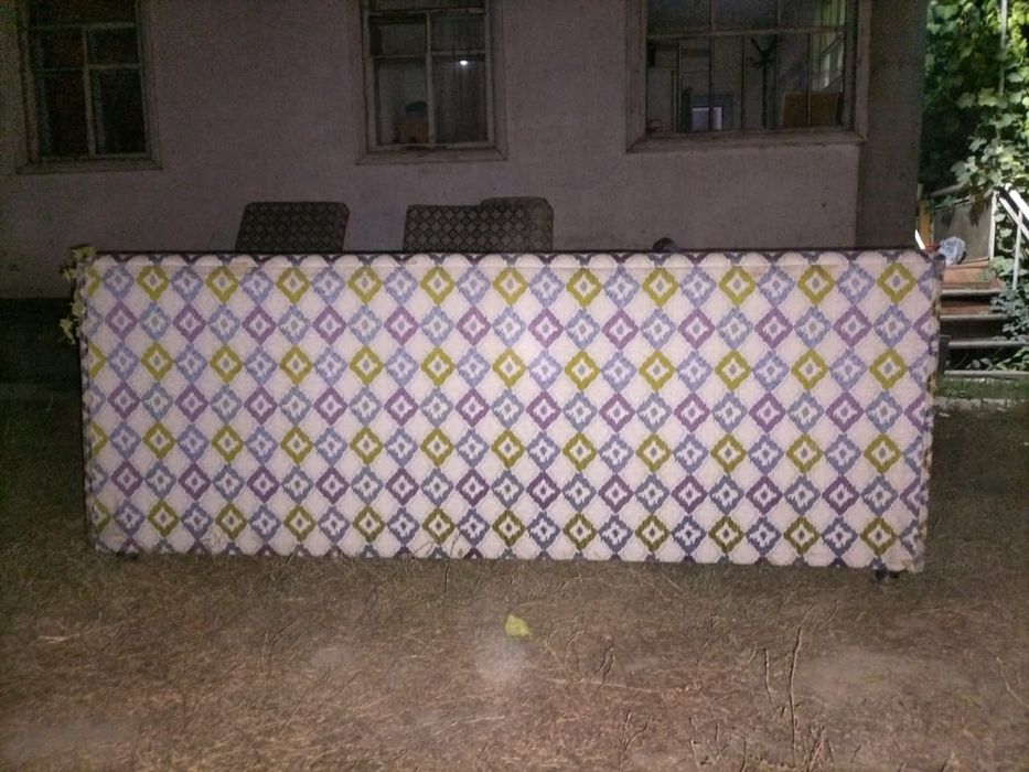 Продам диван в отличном состоянии