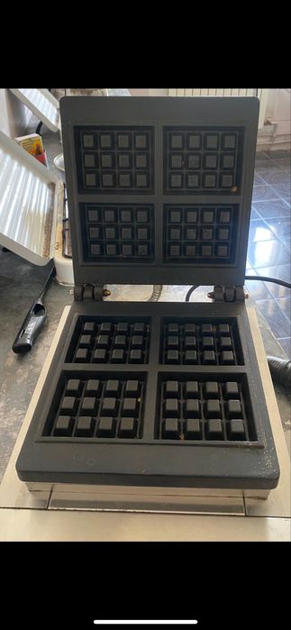 Вафельница CAMPBON