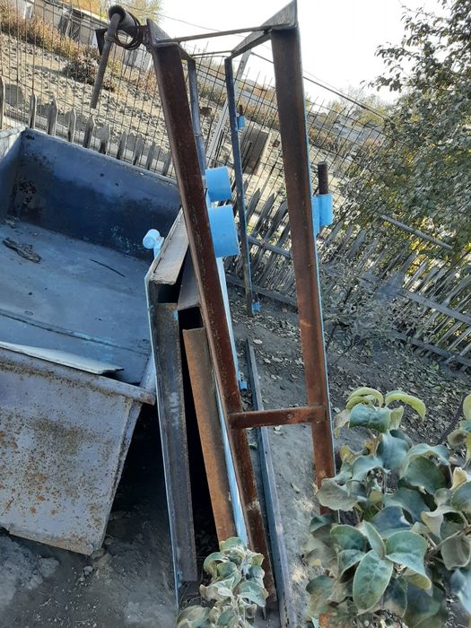 Железные ворота для гаража