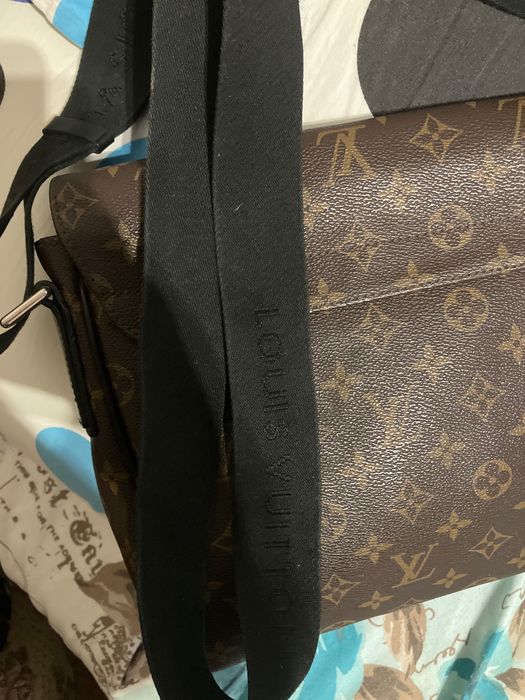 Чанта  Louis Vuitton закуплена От Италия,Малко употребявана