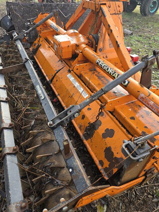 Freza prasitoare plug stropitoare