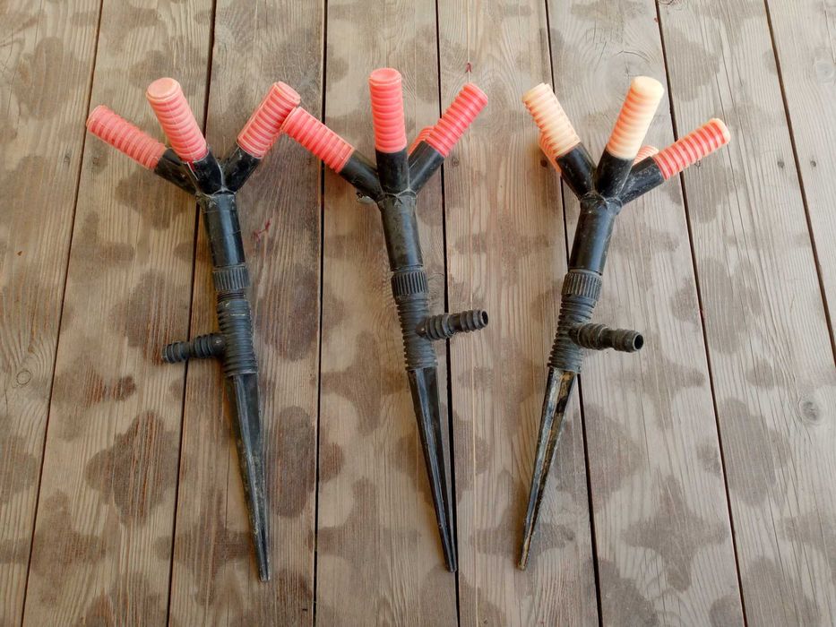 Крутящиеся разбрызгиватели для полива рабочие и на запчасти