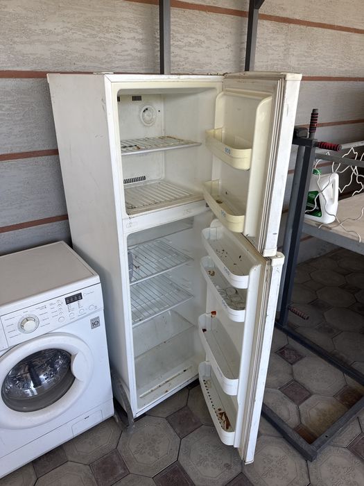 Холодильник lg.