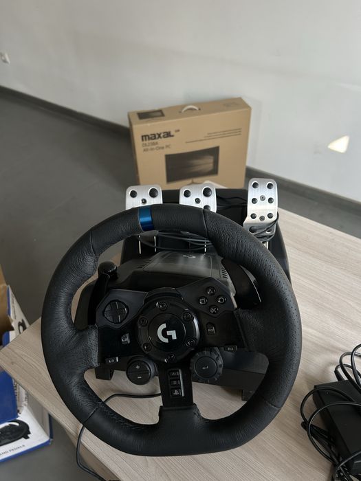 Игровой контроллер Logitech G923 черный