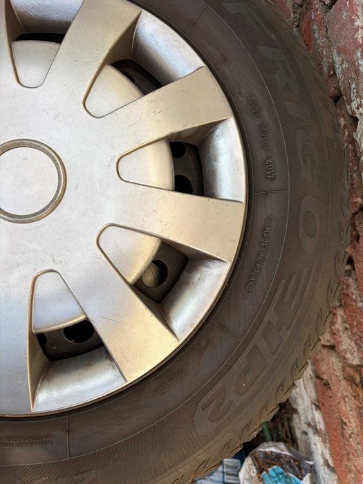 Set Jante + Anvelope Iarnă 215/65 R16 | Debica Frigo HP2