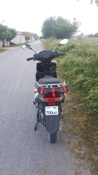 Skuter sotiladi .