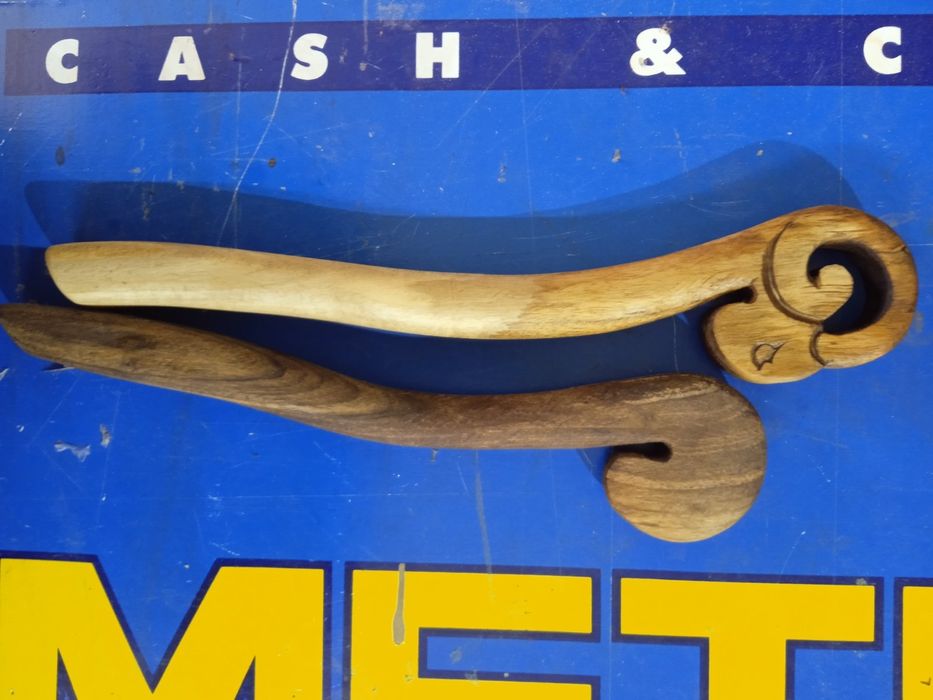 Кияк, палка за тъпан.
L= 32 см.