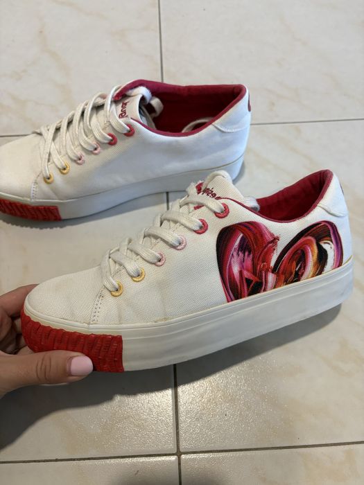 Обувки Adidas, Pepe Jeans, Desigual