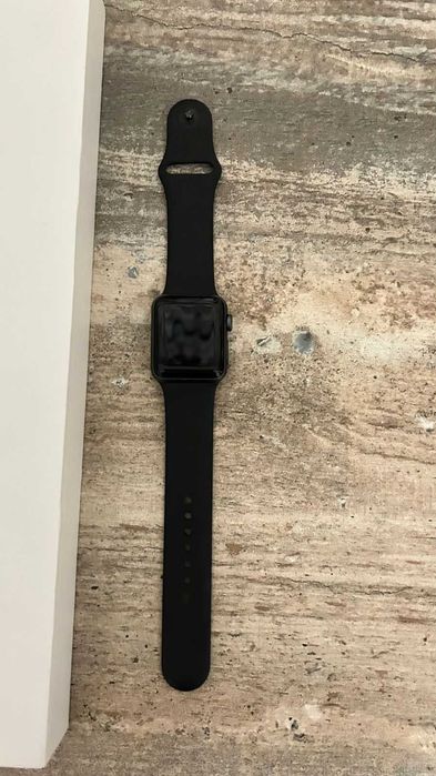 Продам Apple Watch Series 3