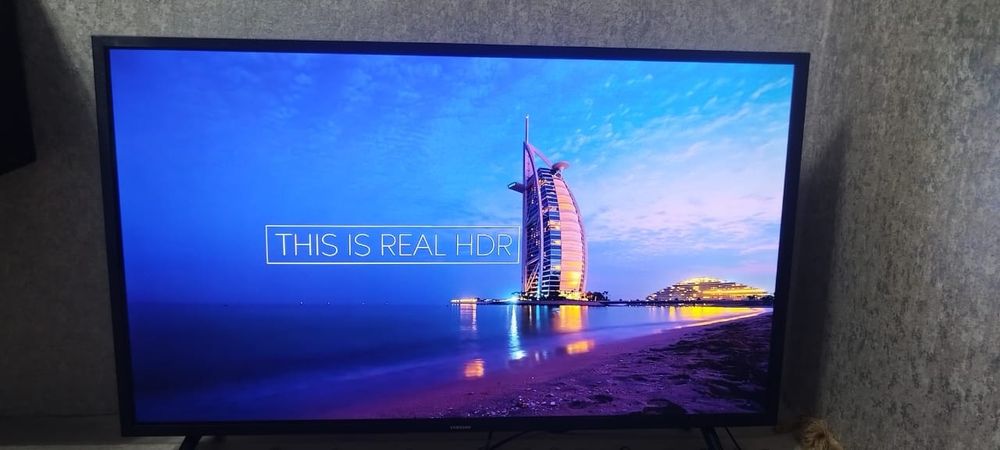 Продам телевизор Smart 109 см Samsung