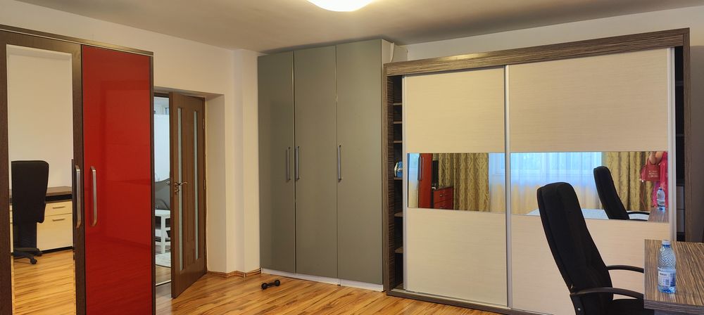 PF închiriez apartament de doua camere in Andrei Mureșanu