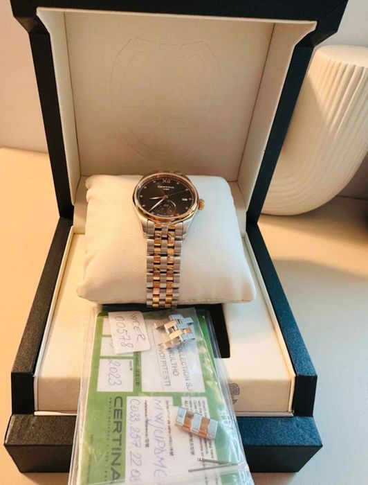 Ceas elegant, superb