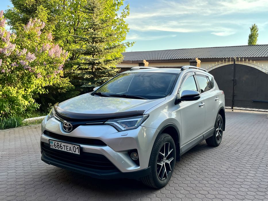 Toyota RAV4 2017