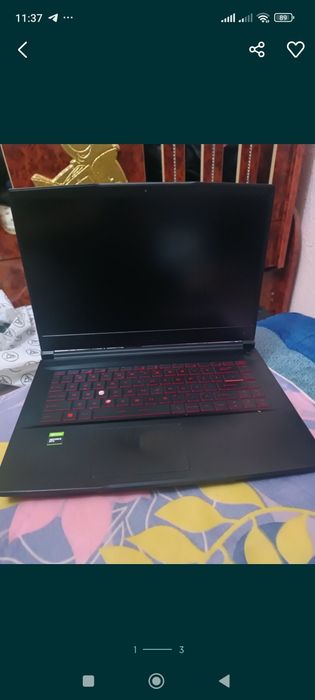 Noutbuk sotiladi msi