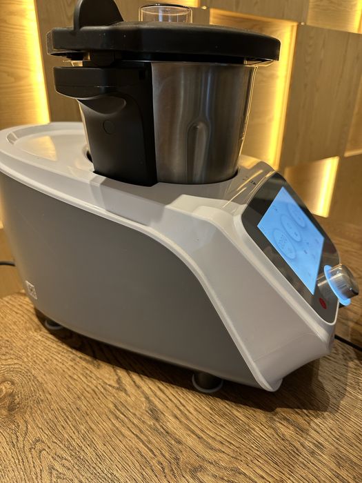 Monsieur Cuisine aparat