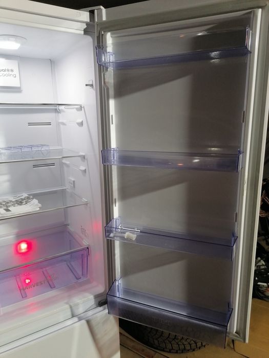 Продам холодильник Beko