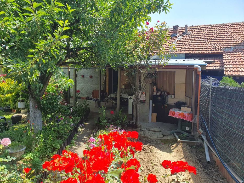 Продава се Къща в с. Буковец, Област Велико Търново - 120 кв.м за 517 €/кв.м - Снимка #1