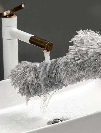 Телескопична четка за прах с 2 приставки, дължина достигаща до 250 см