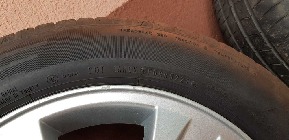 Roți de vară cu jante orig. Ford 5x108 16, 6,5jx16, Falken 205/55/R16