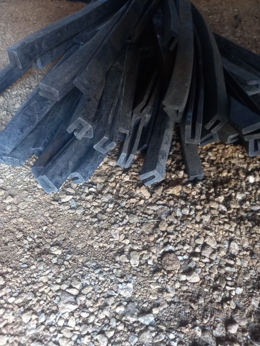 Уплотнитель резиновый