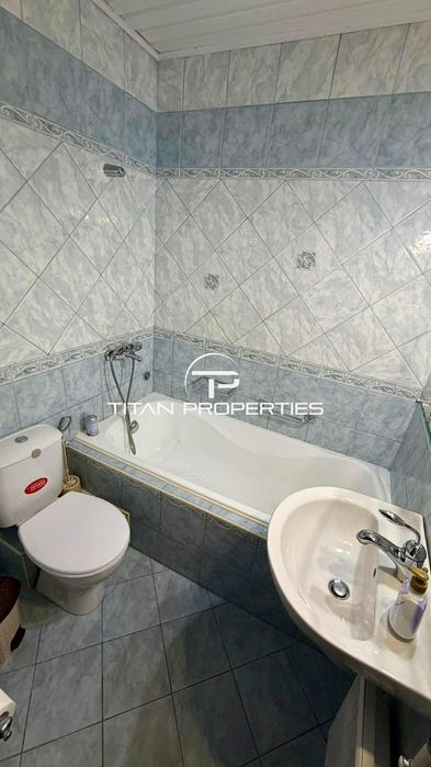 Къща, под наем, гр. Каварна