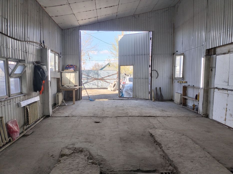 Продам бокс с баней в сто