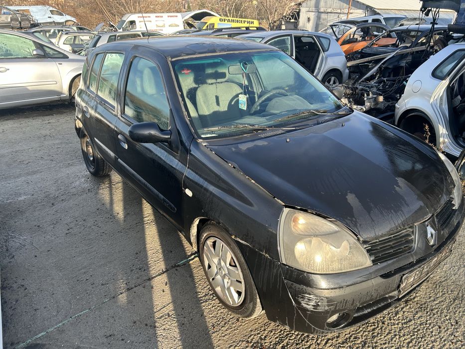 Renault Clio 1.5dci 68кс. 2006г. - НА ЧАСТИ