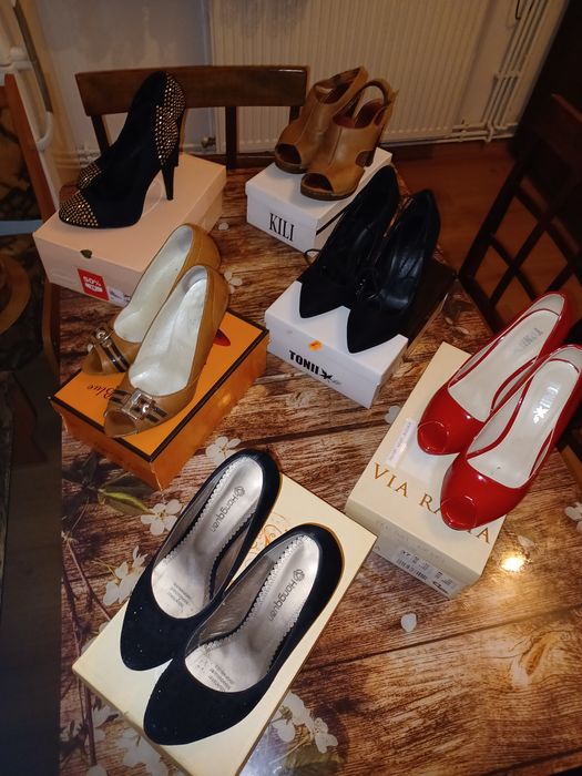 Vind urgent pantofi dama de ocazie