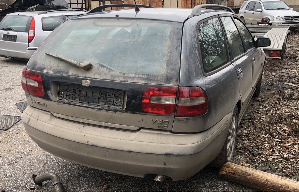 Volvo v40 1.9 d на части