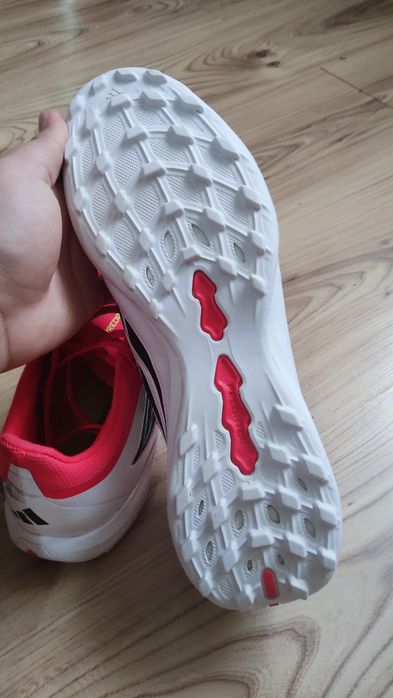 Стоножки Adidas PREDATOR TF  43⅓ номер закупени от Sport Depot