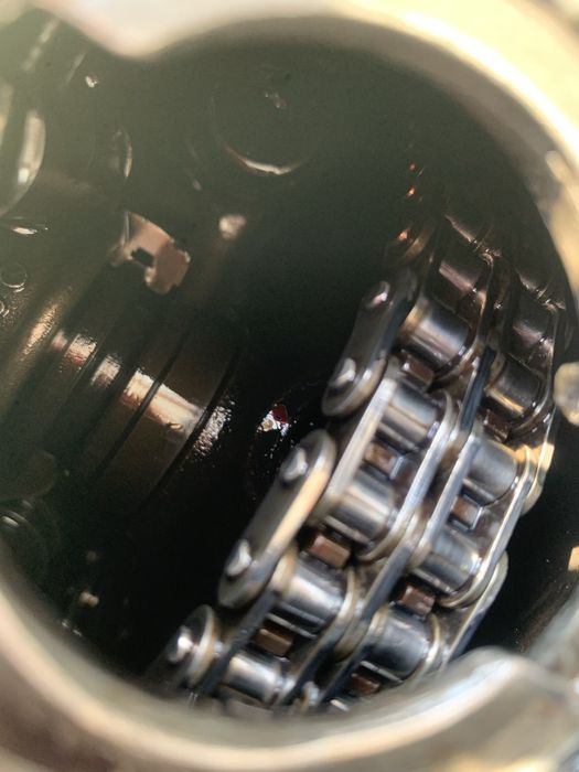 Продам двигатель мерс 102 2.3