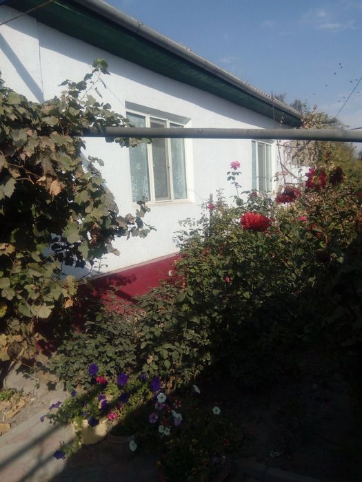 Дом продается в поселке Узынагаш