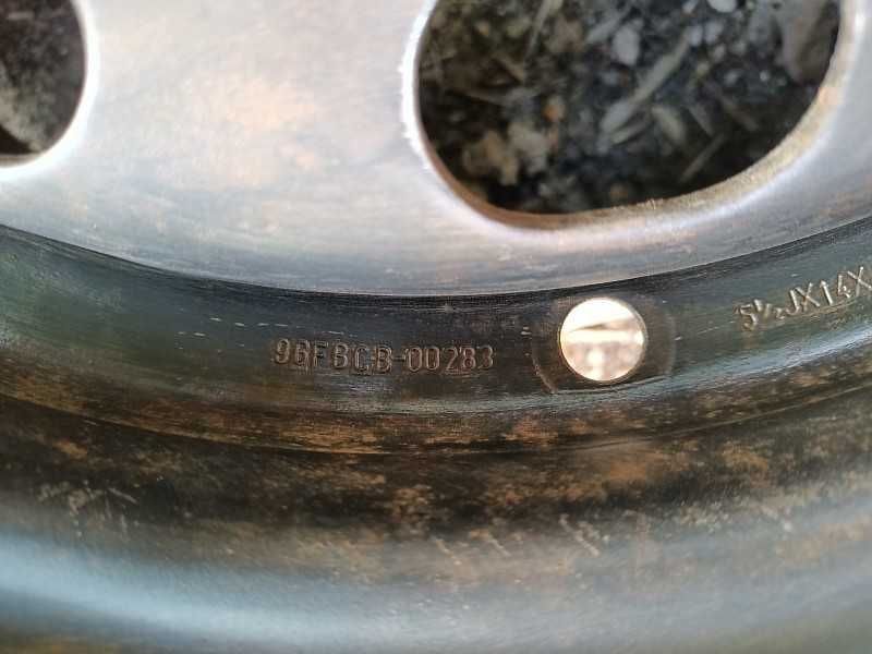 Продам оригинальные металлические диски на Ford