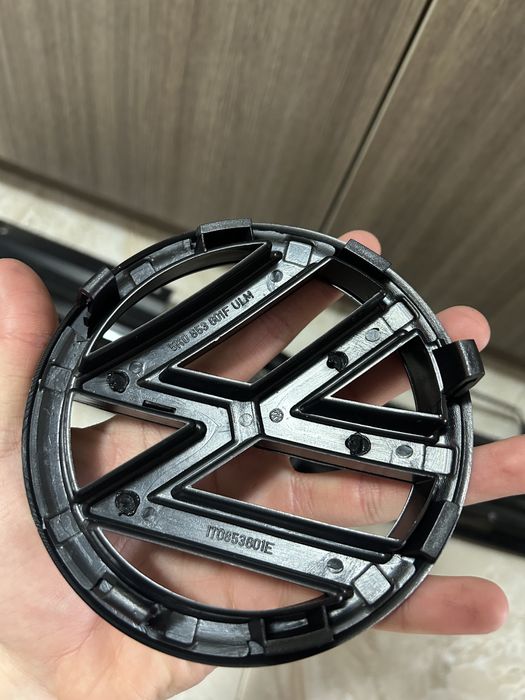 Решетка с емблема Голф 6