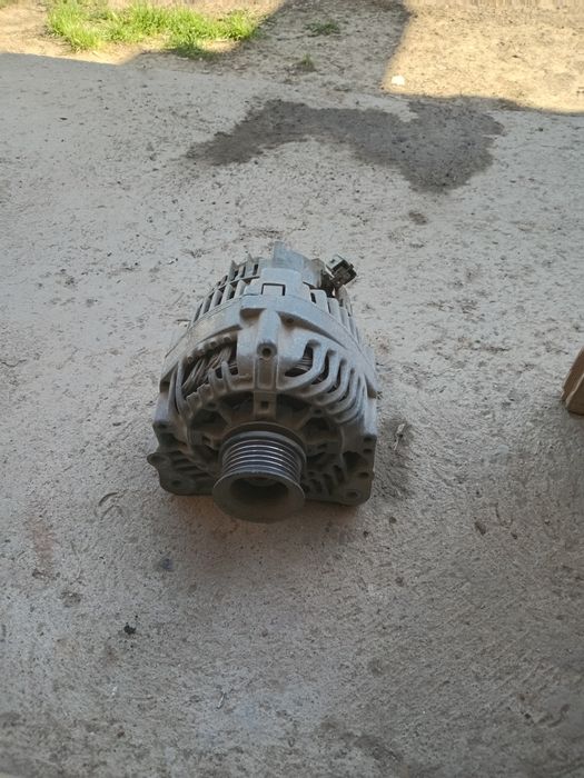 Генератор на пассат б4