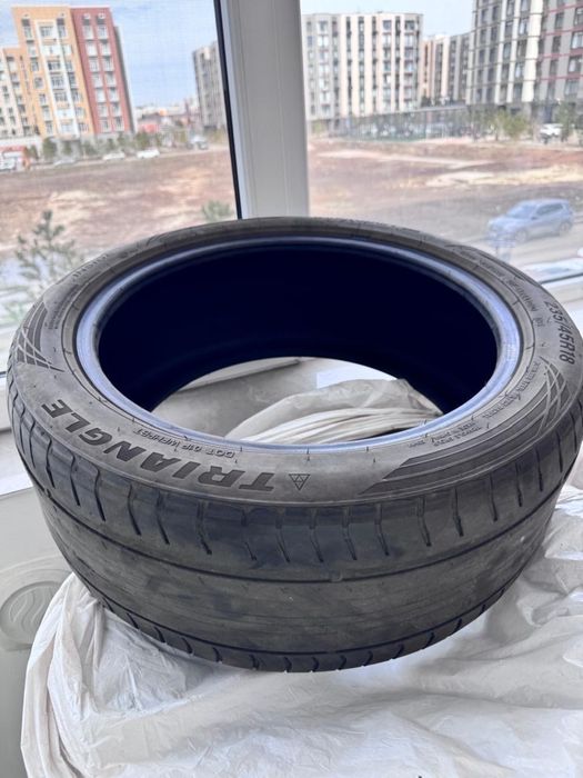 Шины почти новые