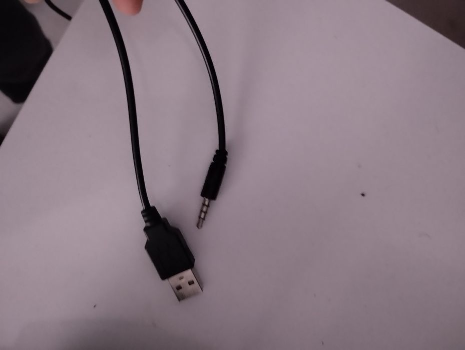 Продавам слушалки fury