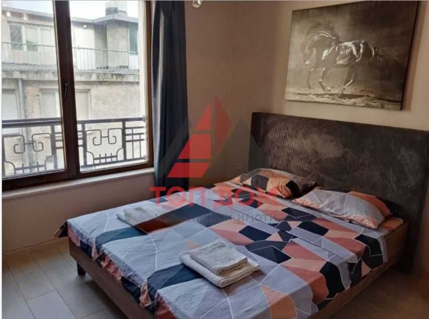 Дава се под наем Тристаен апартамент в Варна, Гръцка махала - 70 кв.м за 867 € - Снимка #4